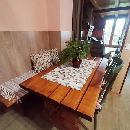 Drevenica U Holtana Apartman *