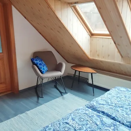 Drevenica U Holtana أوسكادنيكا