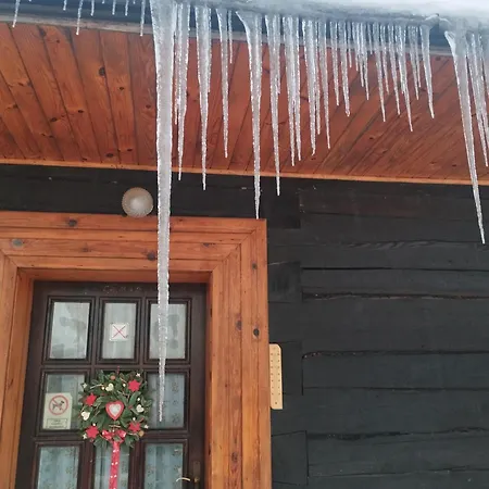 Drevenica U Holtana شقة أوسكادنيكا