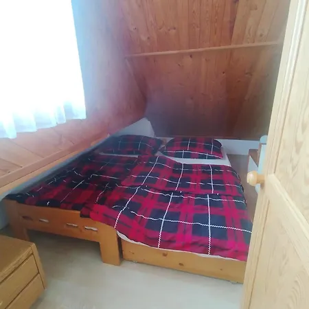 Drevenica U Holtana * Oscadnica