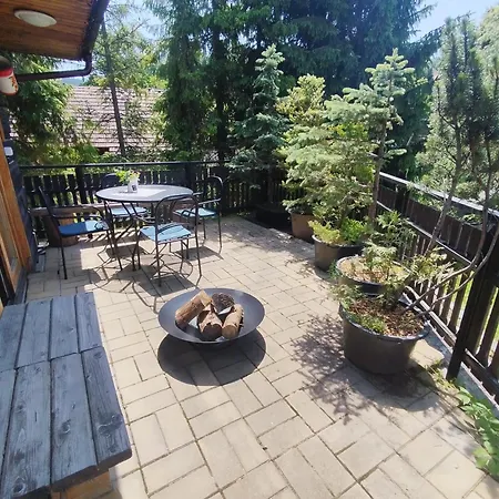 Drevenica U Holtana Apartman