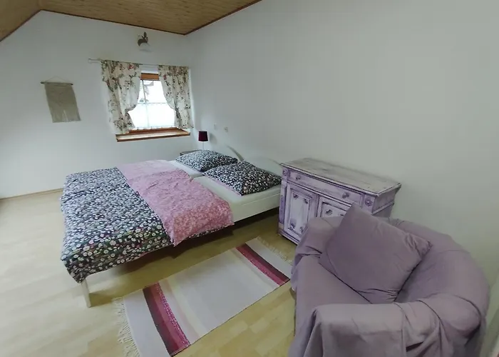 Drevenica U Holtana Apartament *